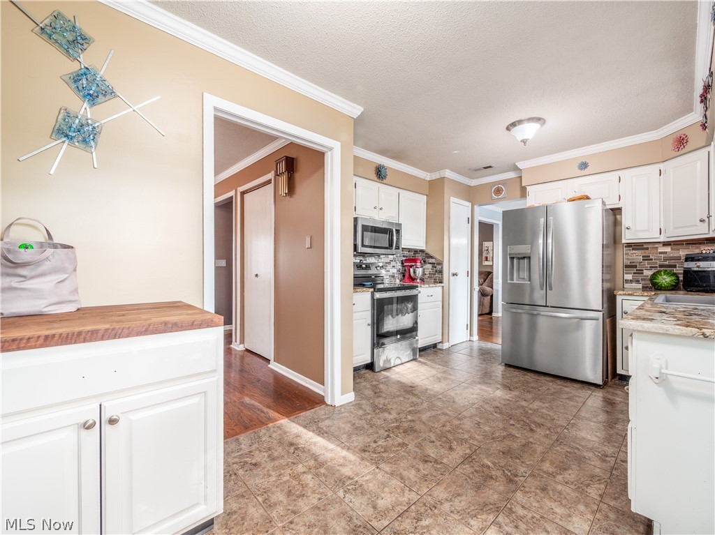 61380 Summit Road Property Photo 14