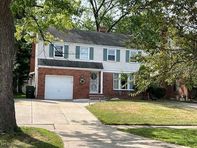 25200 Glenbrook Boulevard Property Photo 1