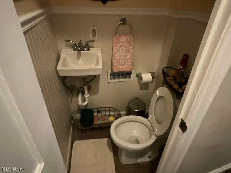 25200 Glenbrook Boulevard Property Photo 4