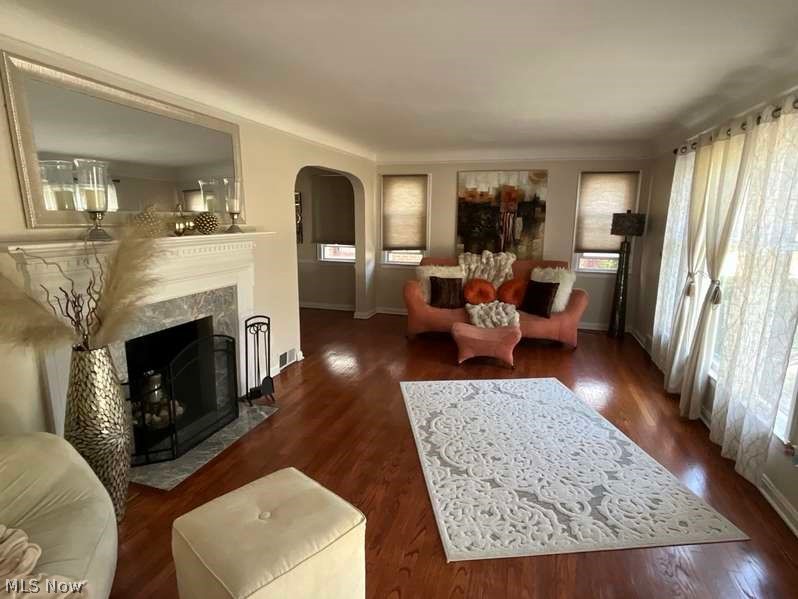 25200 Glenbrook Boulevard Property Photo 6