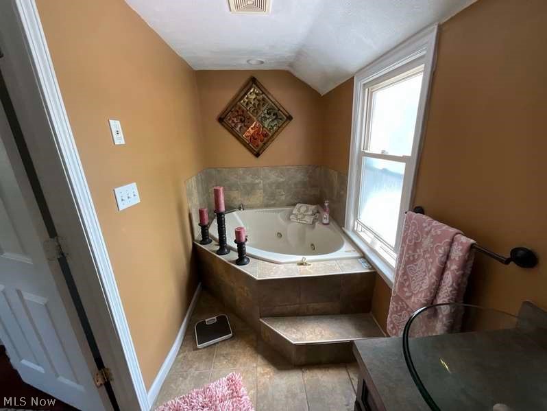25200 Glenbrook Boulevard Property Photo 17