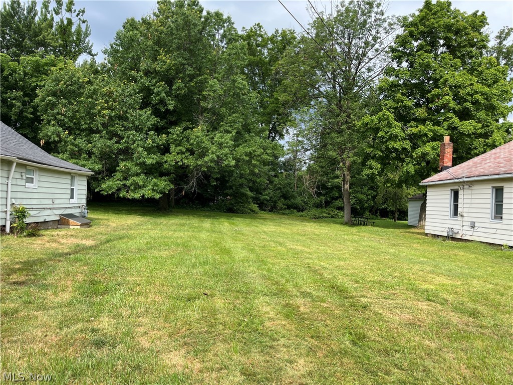 1360 Francis Court Property Photo 1