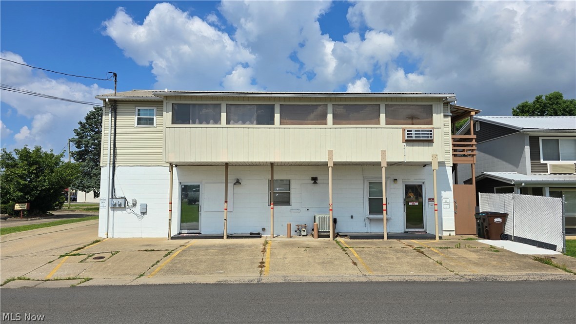 209 Lee Street