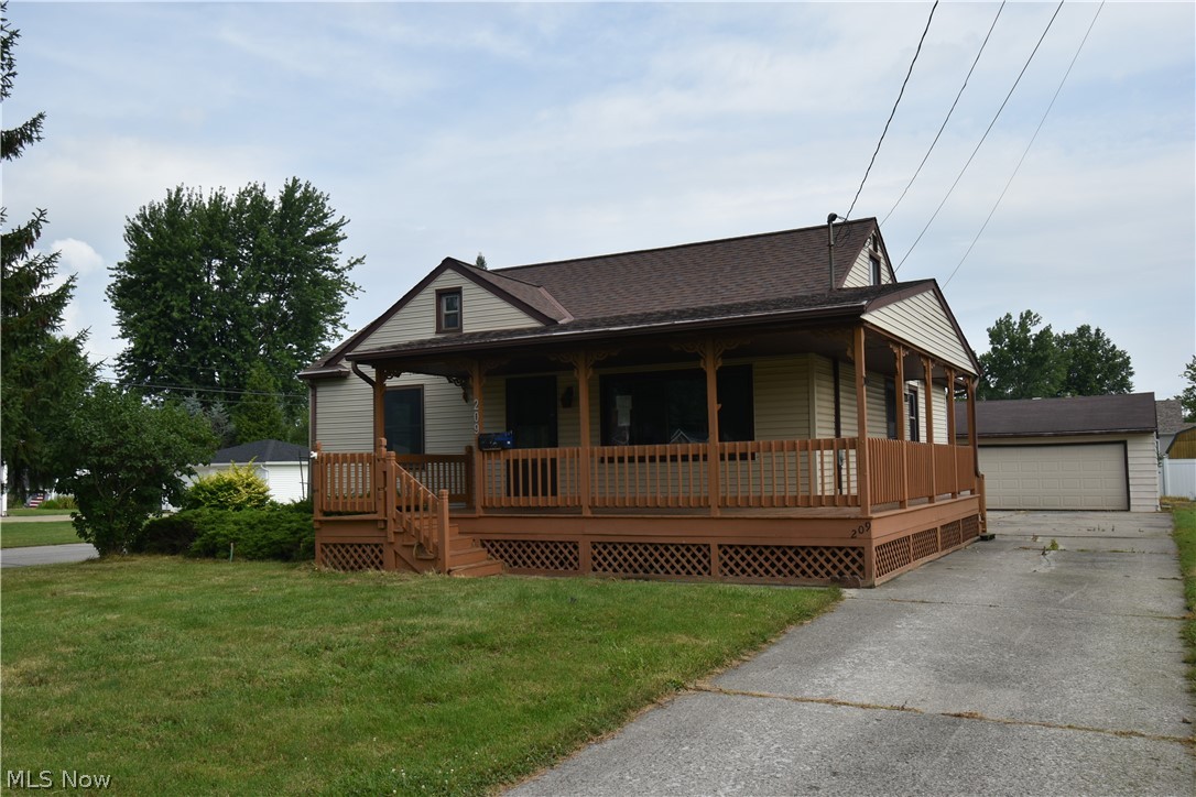 209 Sipple Avenue Property Photo 1