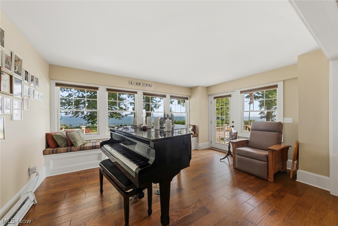 25021 Lakeview Drive Property Photo 14