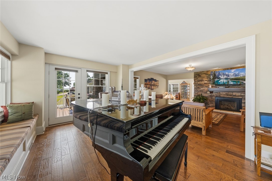 25021 Lakeview Drive Property Photo 15