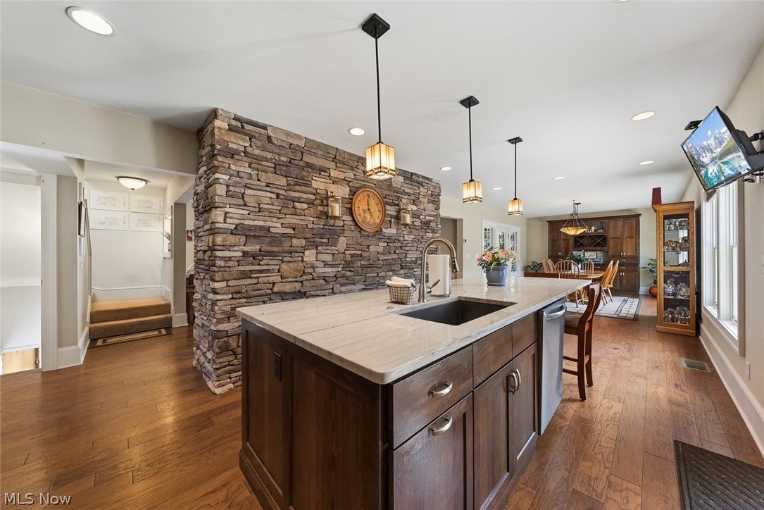 25021 Lakeview Drive Property Photo 18
