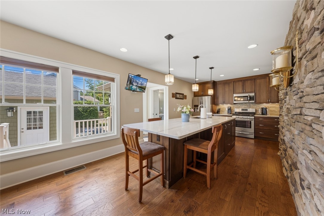 25021 Lakeview Drive Property Photo 21