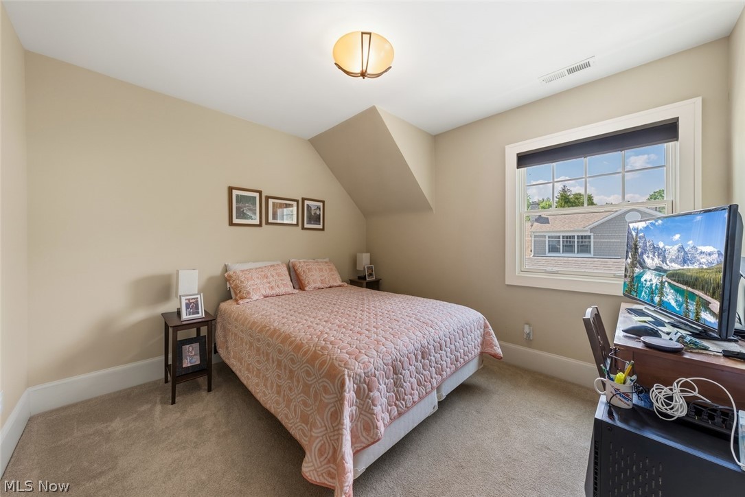 25021 Lakeview Drive Property Photo 38