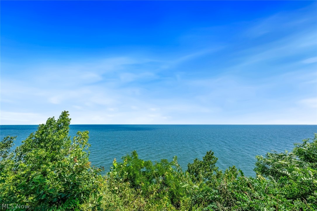 25021 Lakeview Drive Property Photo 46