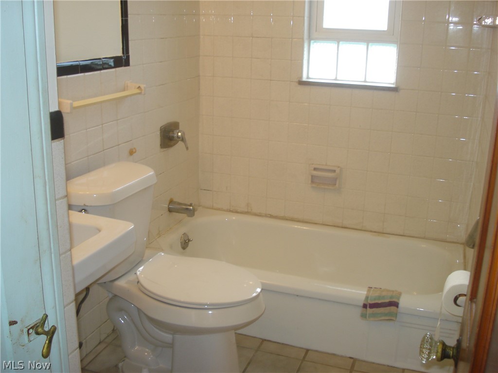 21050 Crystal Avenue Property Photo 9