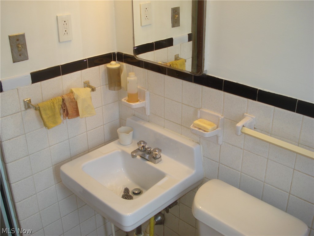 21050 Crystal Avenue Property Photo 11
