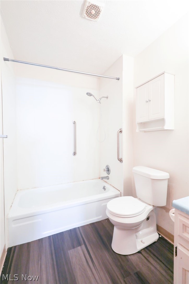 1258 Pembrooke Drive D Property Photo 21