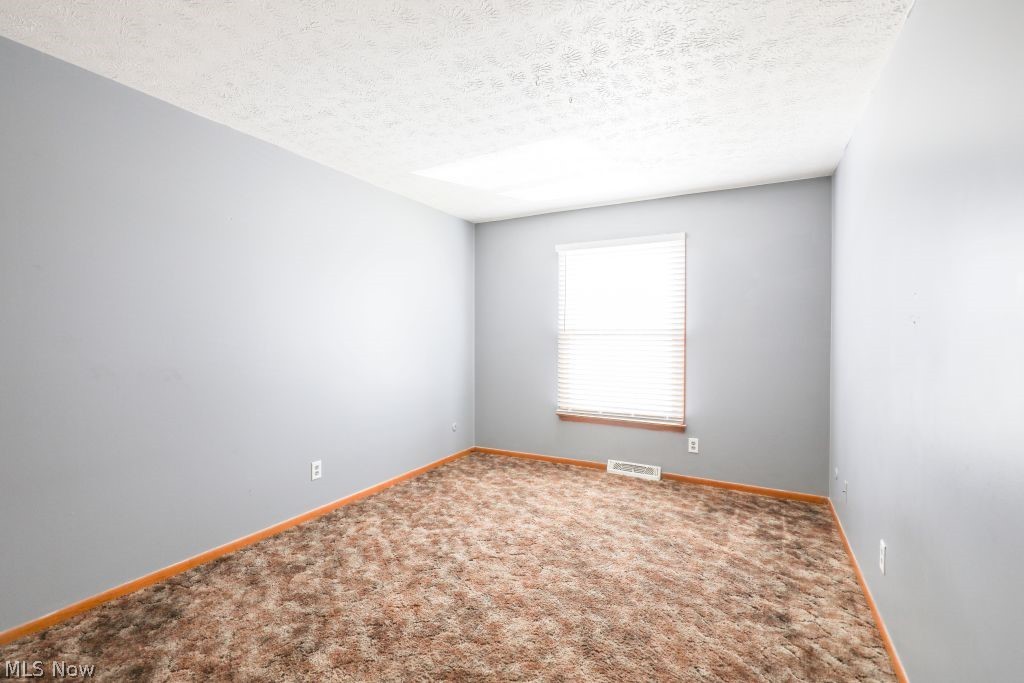 1258 Pembrooke Drive D Property Photo 23
