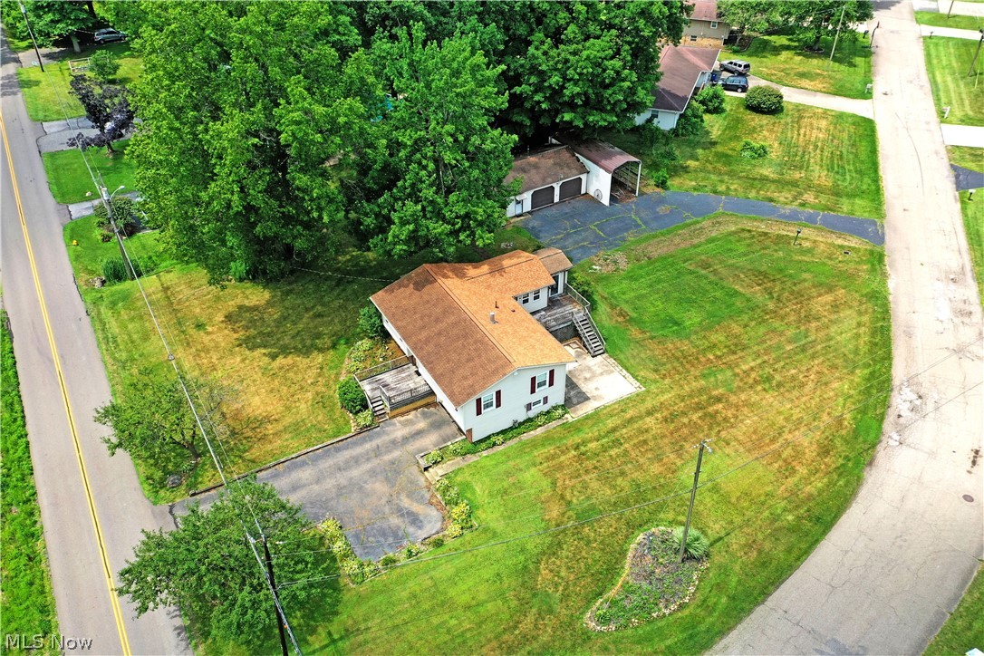 3592 Carson Salt Springs Road Property Photo 1