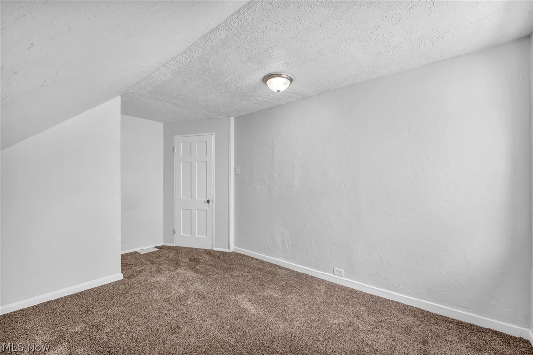 5505 South Boulevard Property Photo 32
