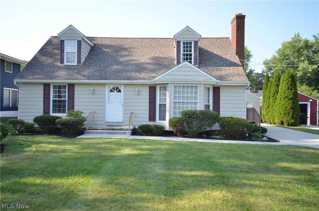 2527 Carson Road Property Photo 2