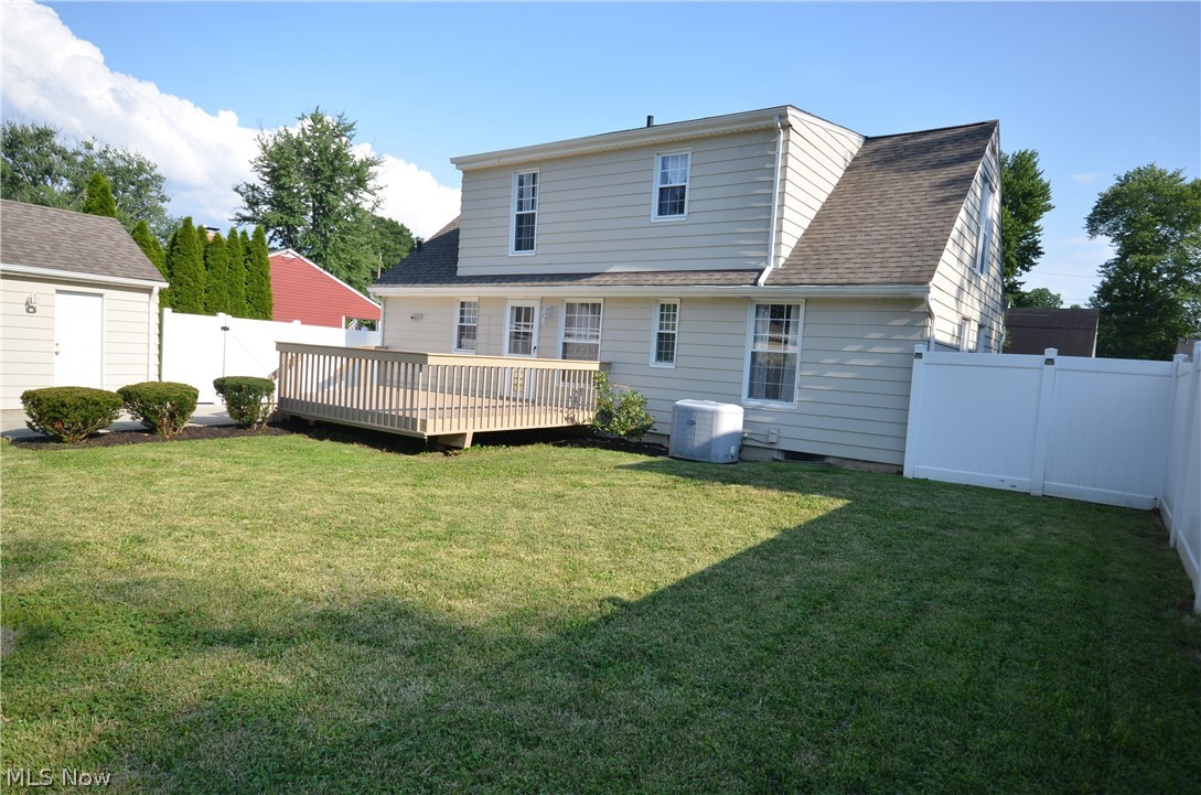 2527 Carson Road Property Photo 4