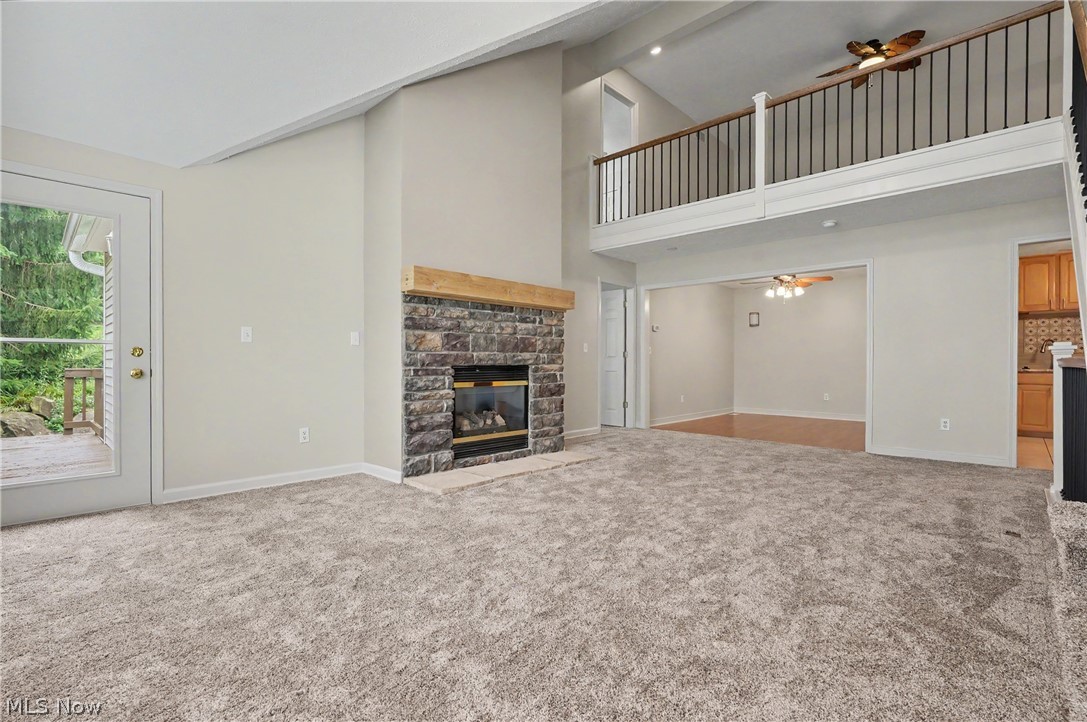 478 Kings Court Property Photo 3