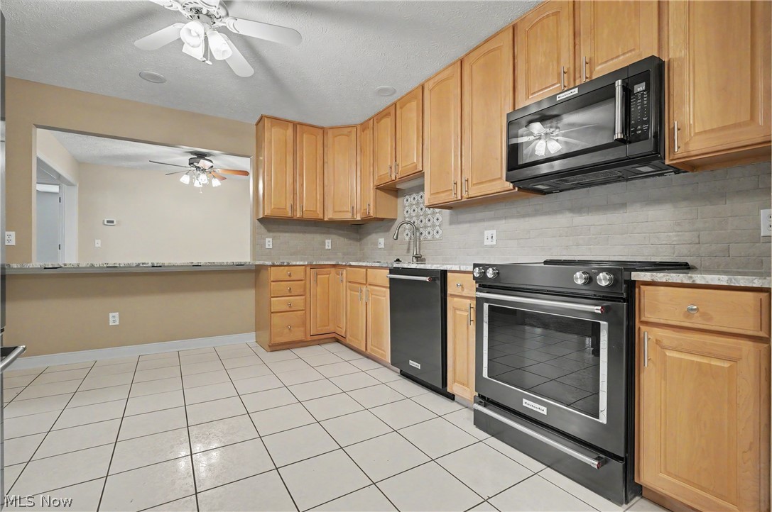 478 Kings Court Property Photo 9