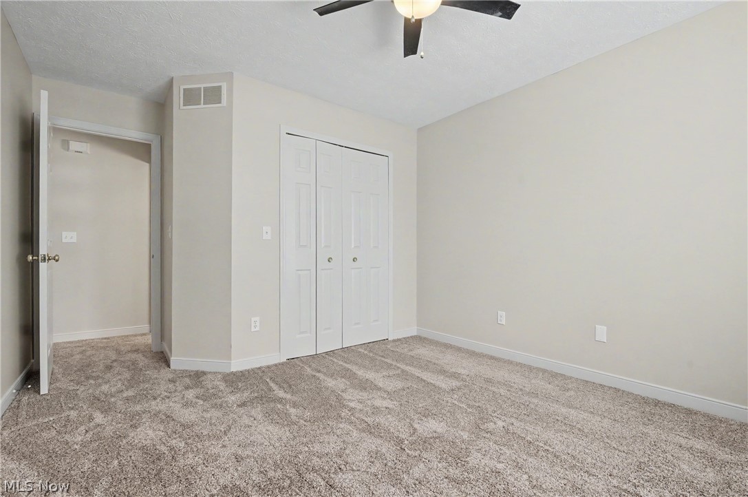 478 Kings Court Property Photo 18