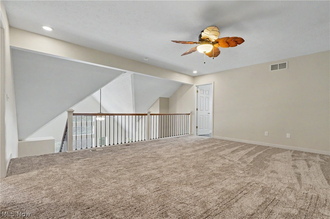478 Kings Court Property Photo 19