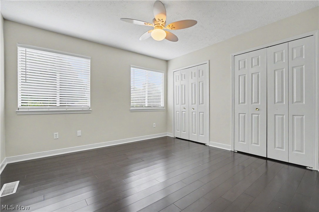 478 Kings Court Property Photo 21