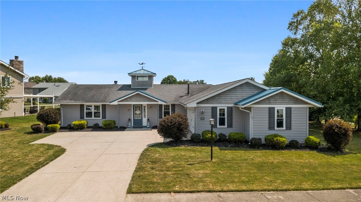 1280 Surfside Circle Property Photo 1