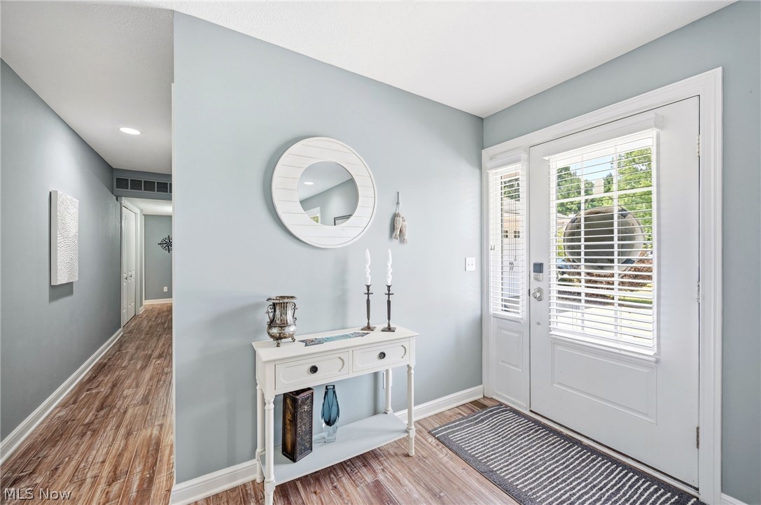 1280 Surfside Circle Property Photo 4