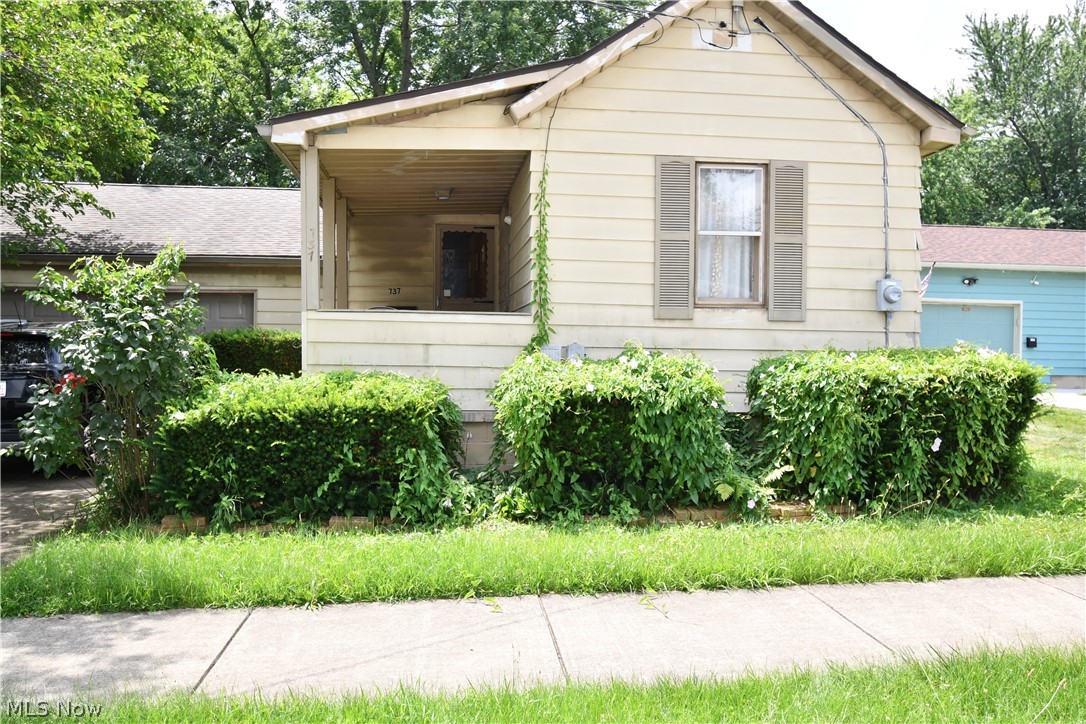 737 Porter Avenue Property Photo 1