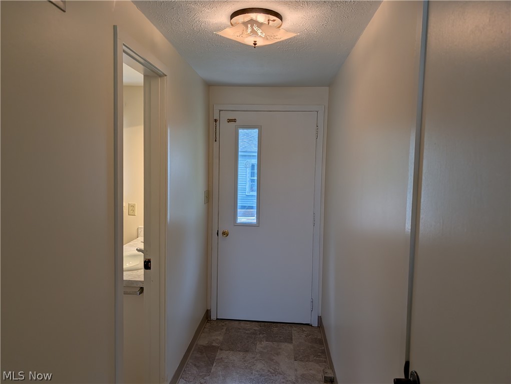 13992 E Center Street Property Photo 6