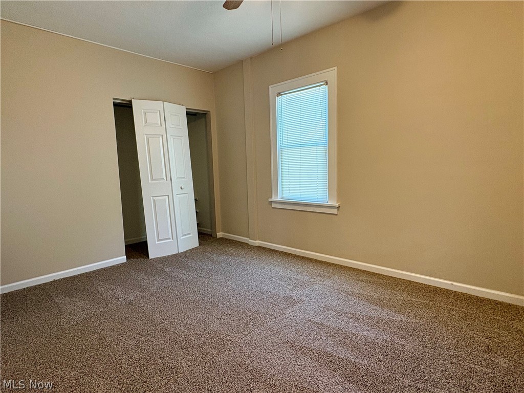 891 E 232nd Street Property Photo 12