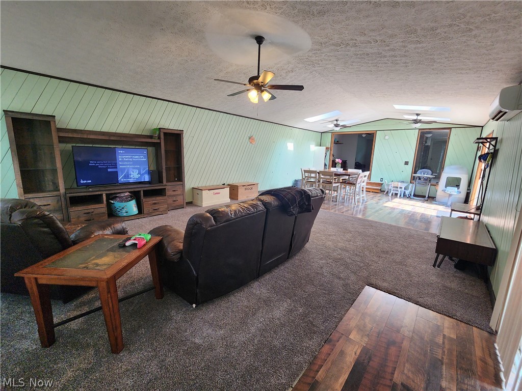 4566 Chatwood Drive Property Photo 8