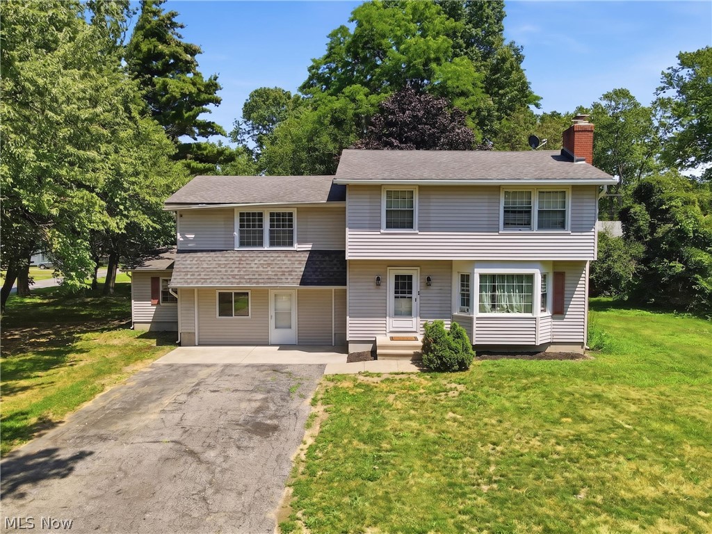 1941 Bathgate Avenue Property Photo 1