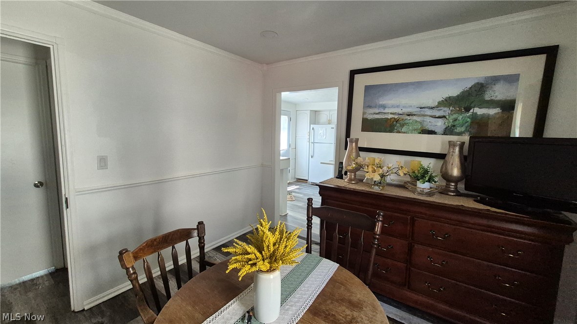 513 Henry Street Property Photo 6