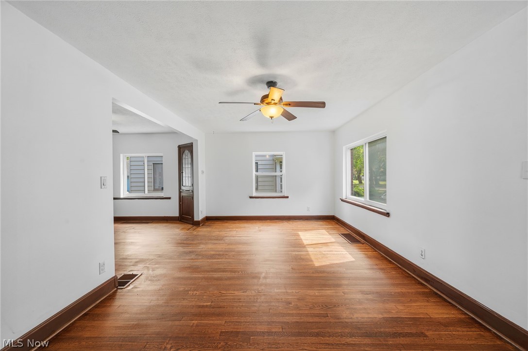 3755 Washington Park Boulevard Property Photo 14