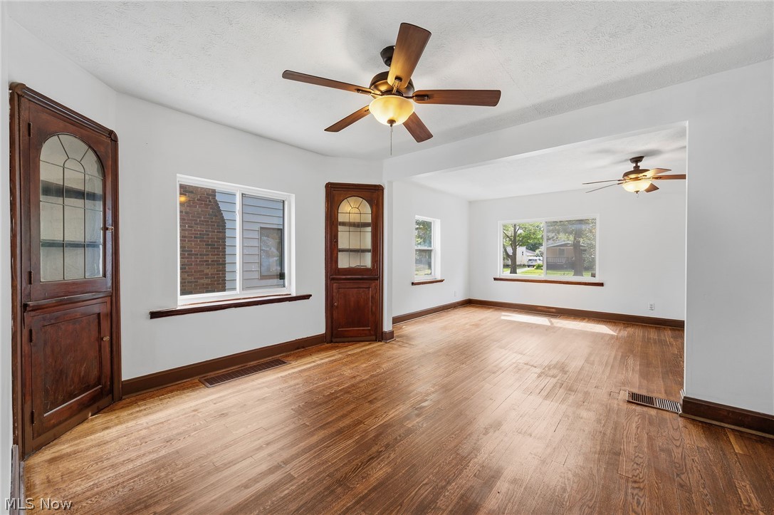 3755 Washington Park Boulevard Property Photo 15