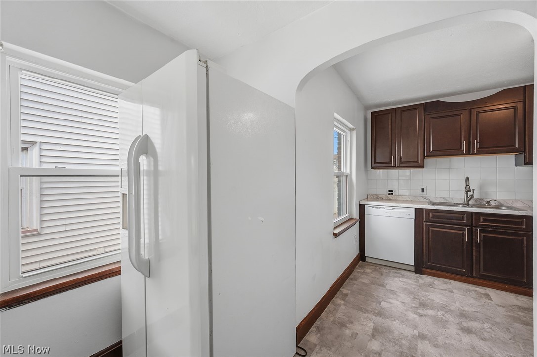 3755 Washington Park Boulevard Property Photo 19