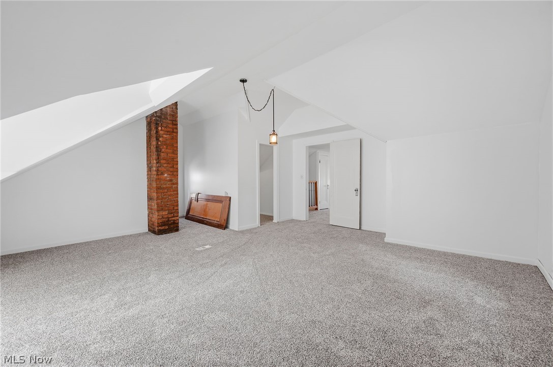 3755 Washington Park Boulevard Property Photo 27