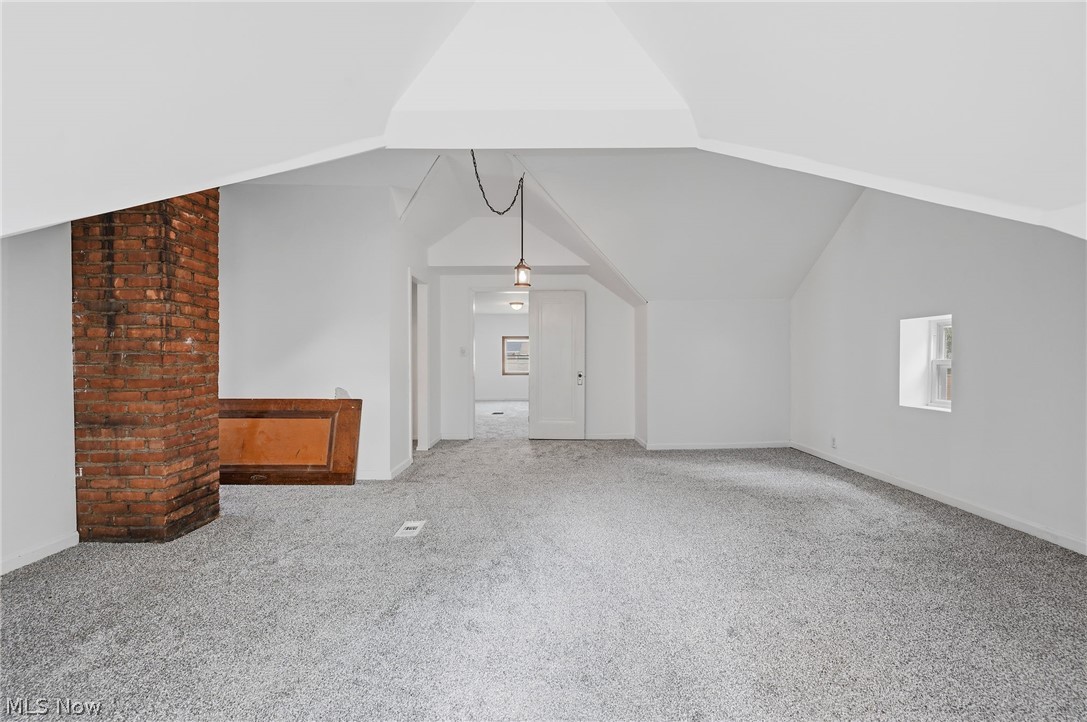 3755 Washington Park Boulevard Property Photo 28