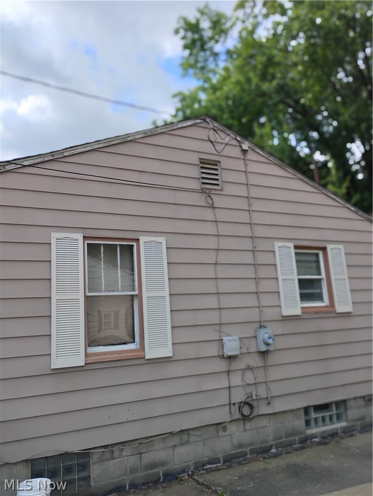 3446 Hadley Avenue Property Photo 2