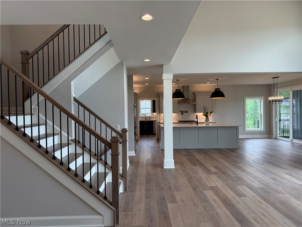 5512 Stone Creek Drive Property Photo 33