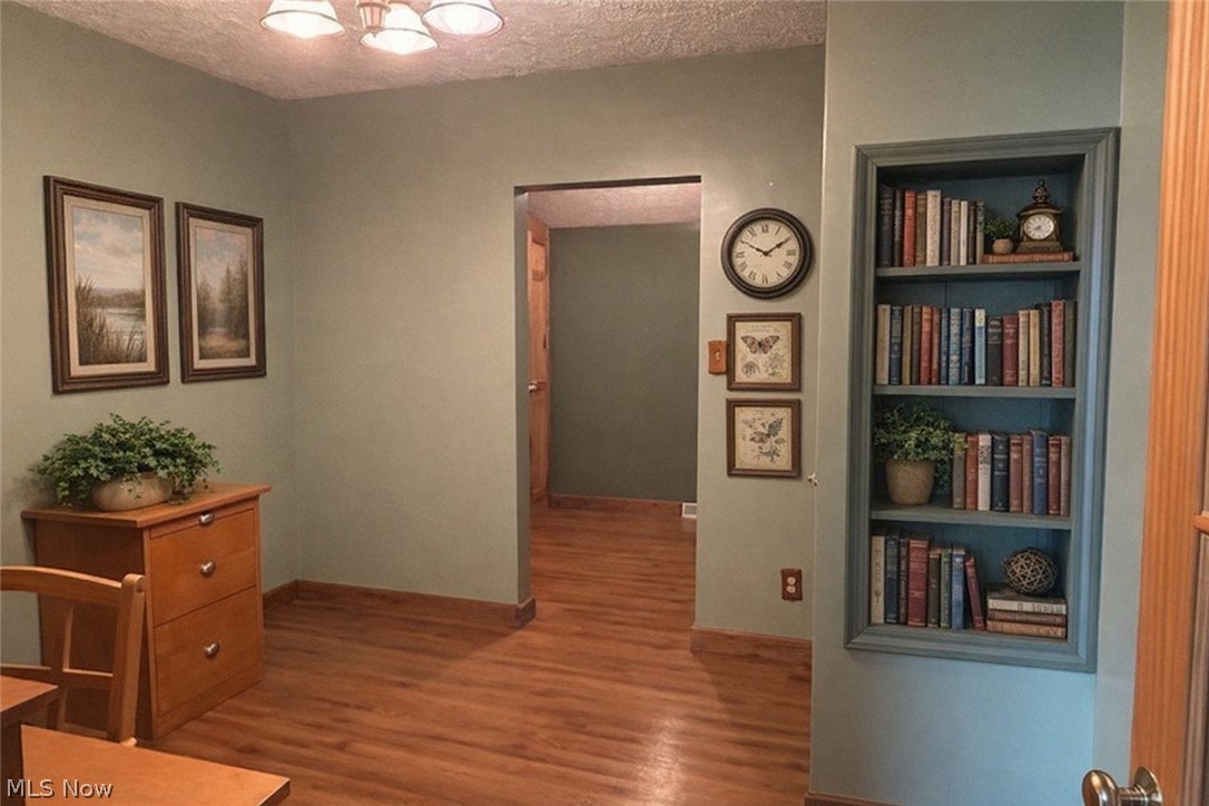110 Railroad Street Property Photo 12