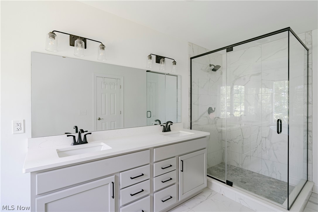 7093 Gates Mills Boulevard Property Photo 38