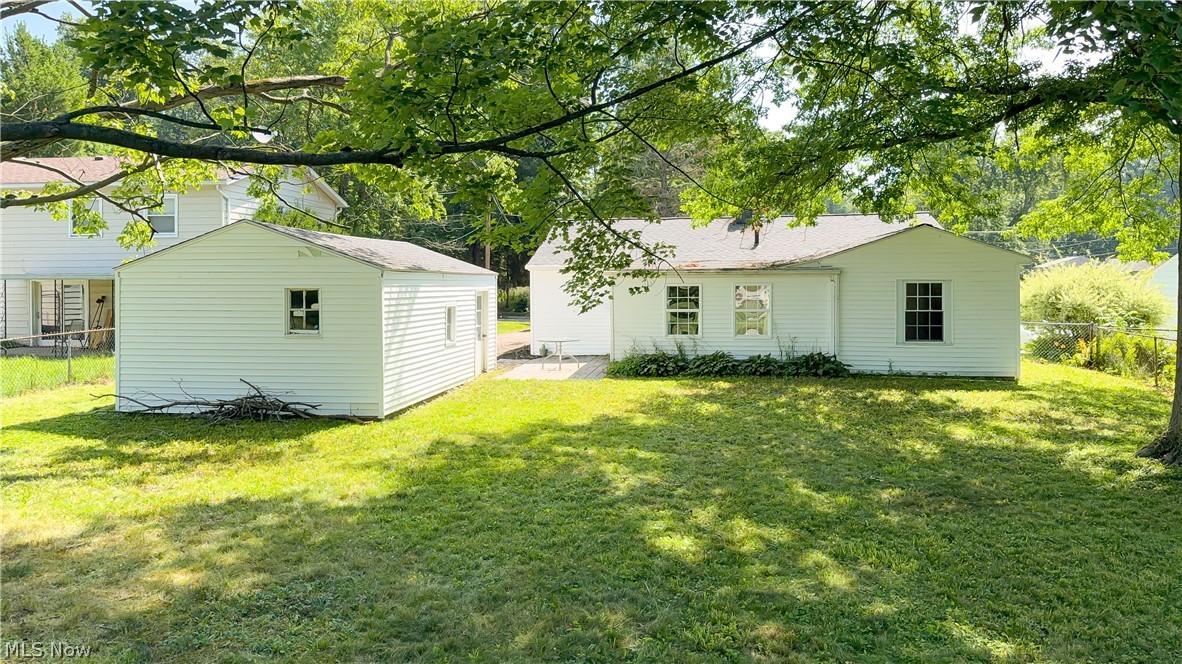 3796 Santom Road N Property Photo 22