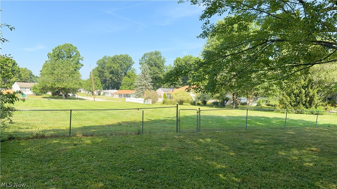 3796 Santom Road N Property Photo 24