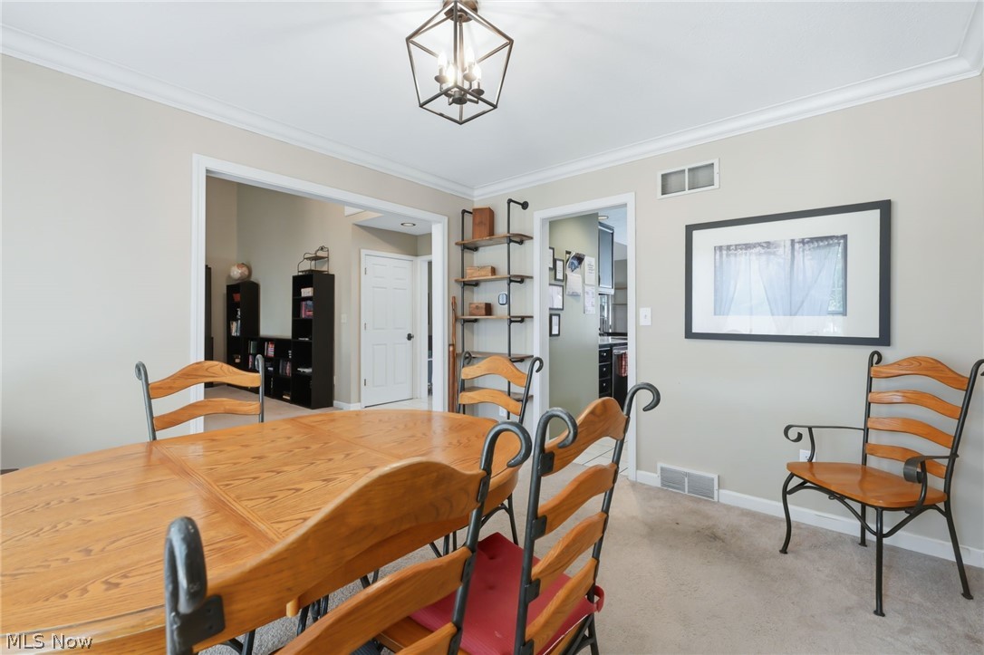3645 Hunters Hill Property Photo 6
