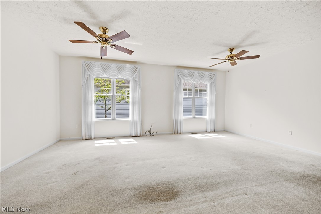 1990 Buckingham Drive Property Photo 4