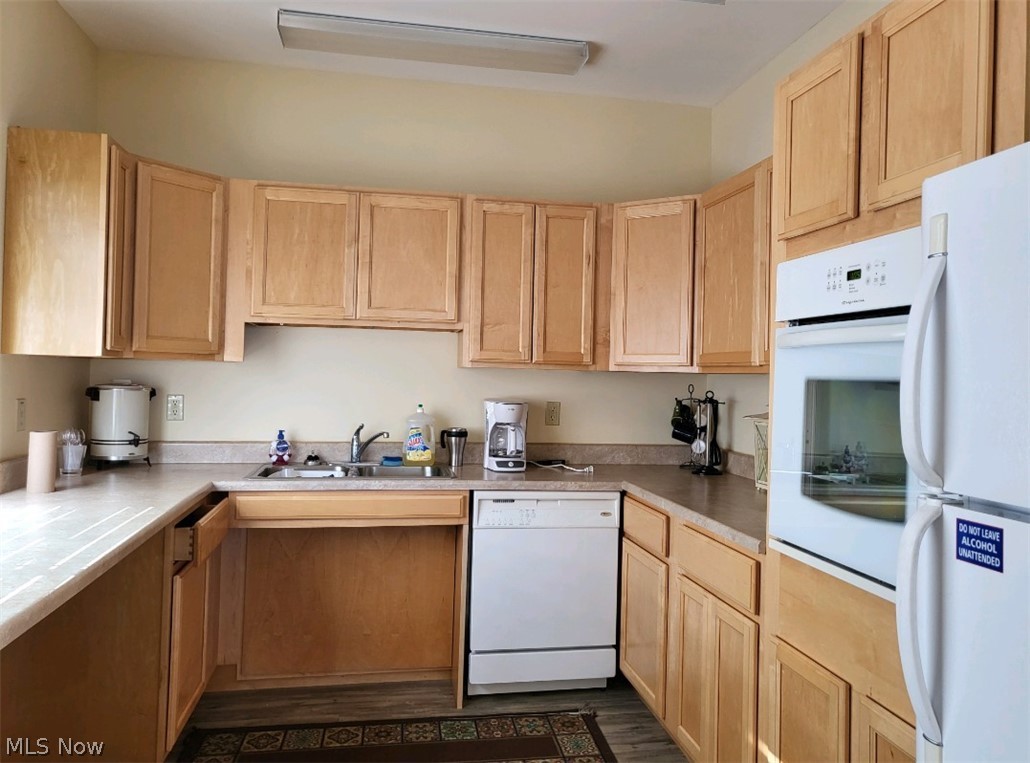 459 N Lake Pine Drive 2 Property Photo 3