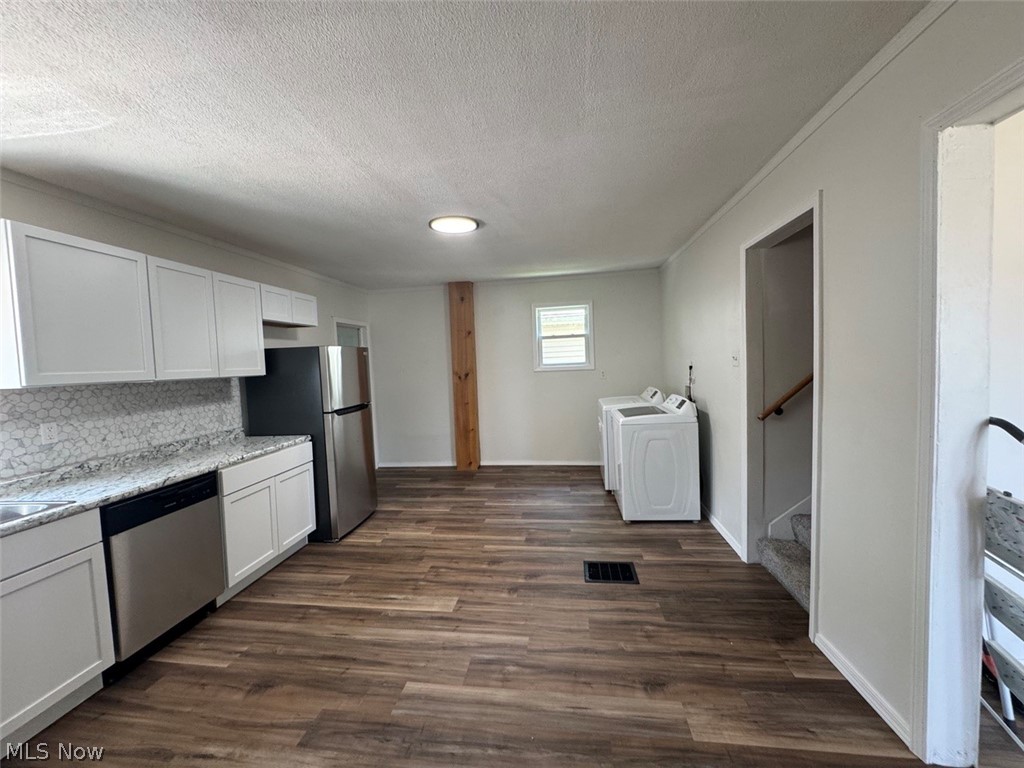 1638 W 6th Street Property Photo 14